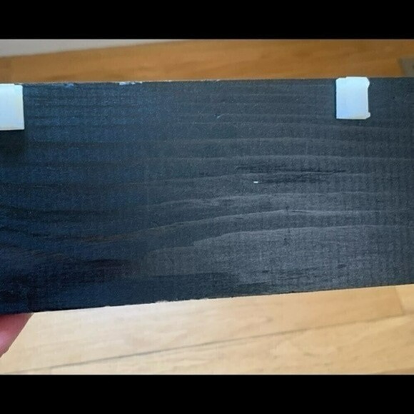 WOODEN Hockey Sign - Picture 3 of 4